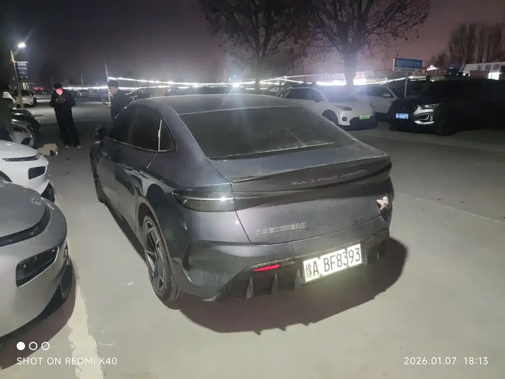 BYD Seal — фото 2