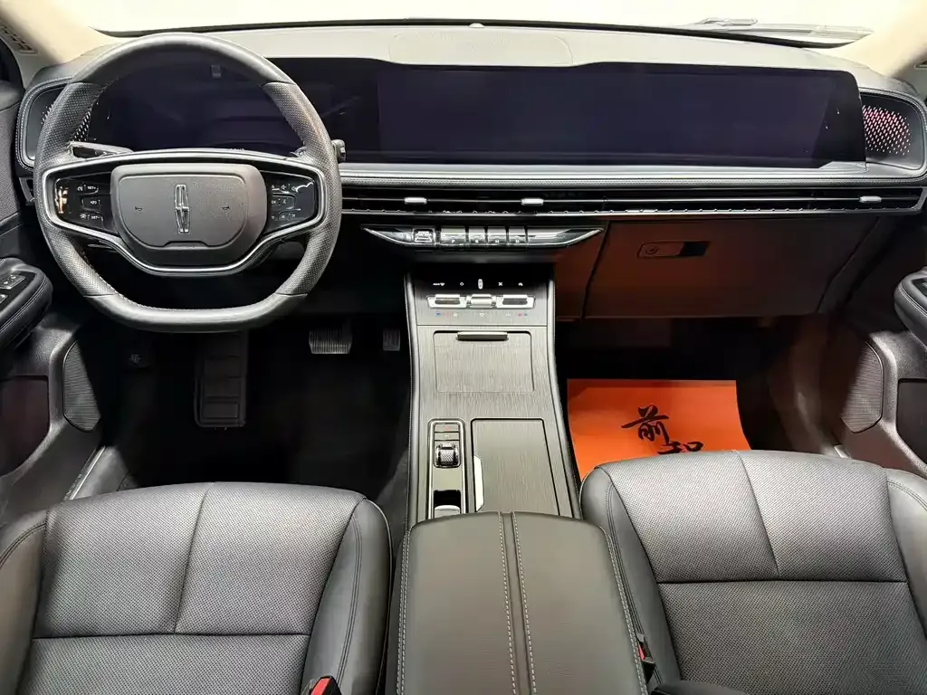 Lincoln Corsair 2024 из CN, фото 8