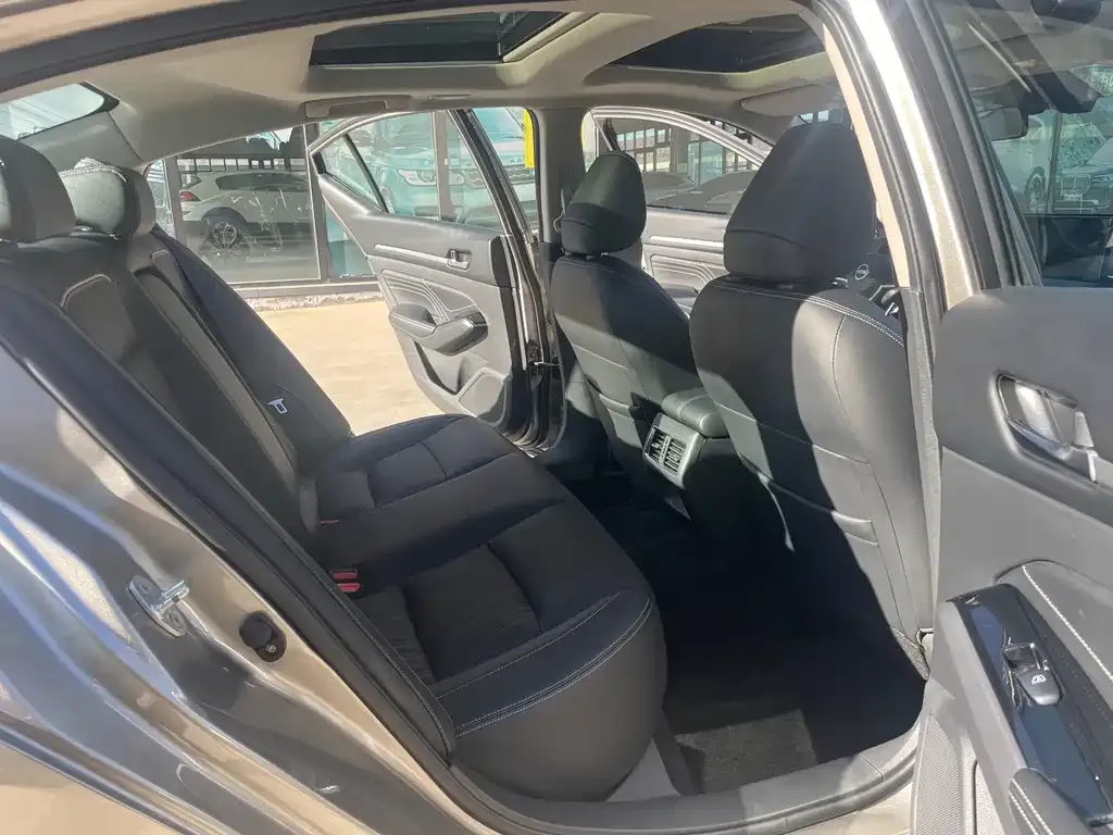 Nissan Teana 2022 из CN, фото 3