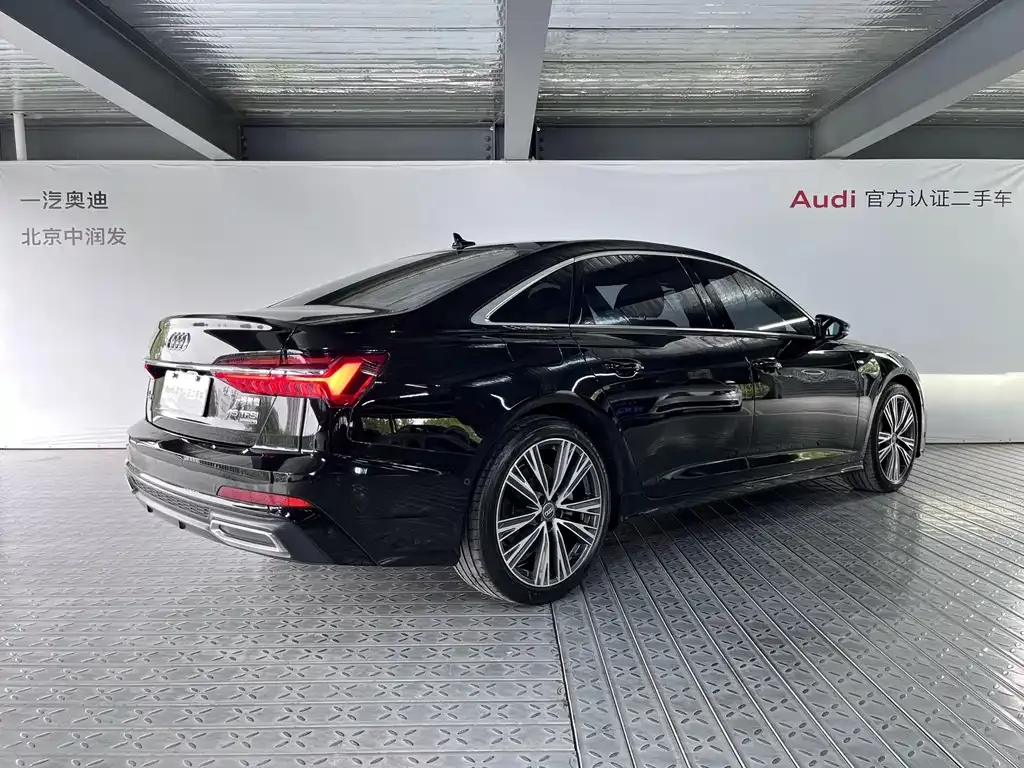Audi A6L 2021 из CN, фото 6