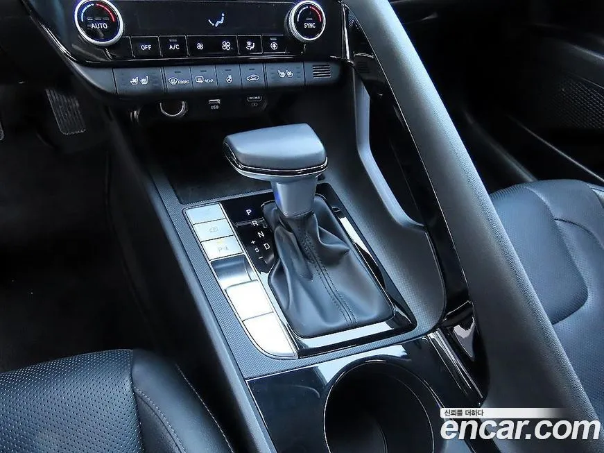 Hyundai AVANTE — фото 10