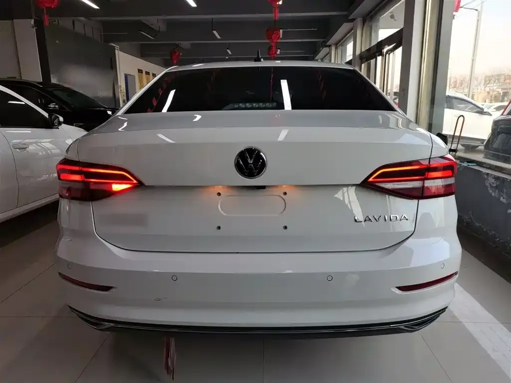 Volkswagen Lavida 2022 из CN, фото 3
