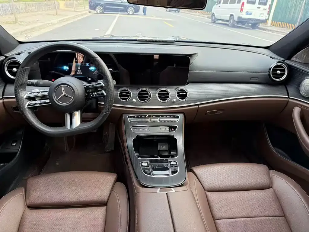 Mercedes-Benz E-Class 2022 из CN, фото 5