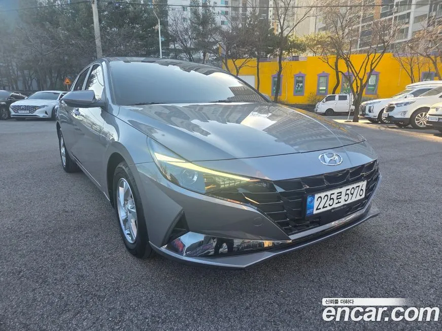 Hyundai AVANTE — фото 3