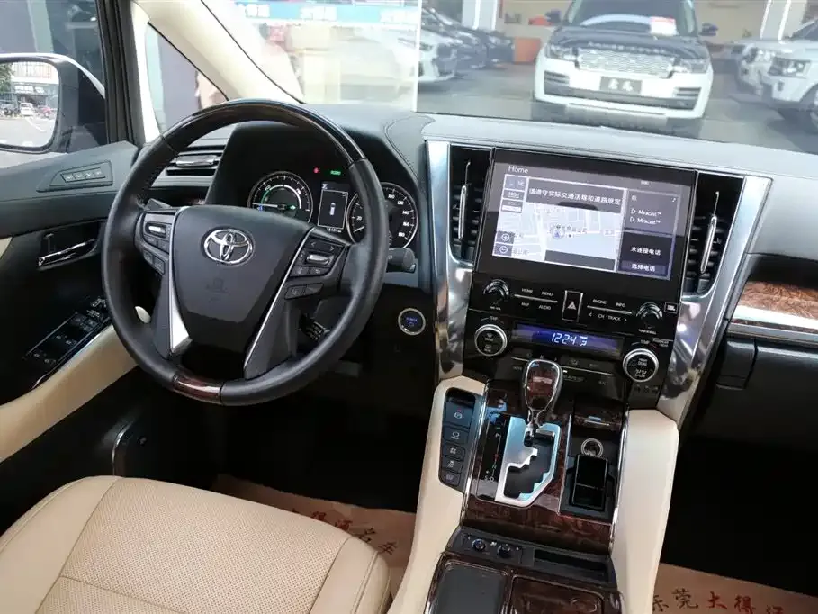 Toyota Alphard 2021 из CN, фото 10