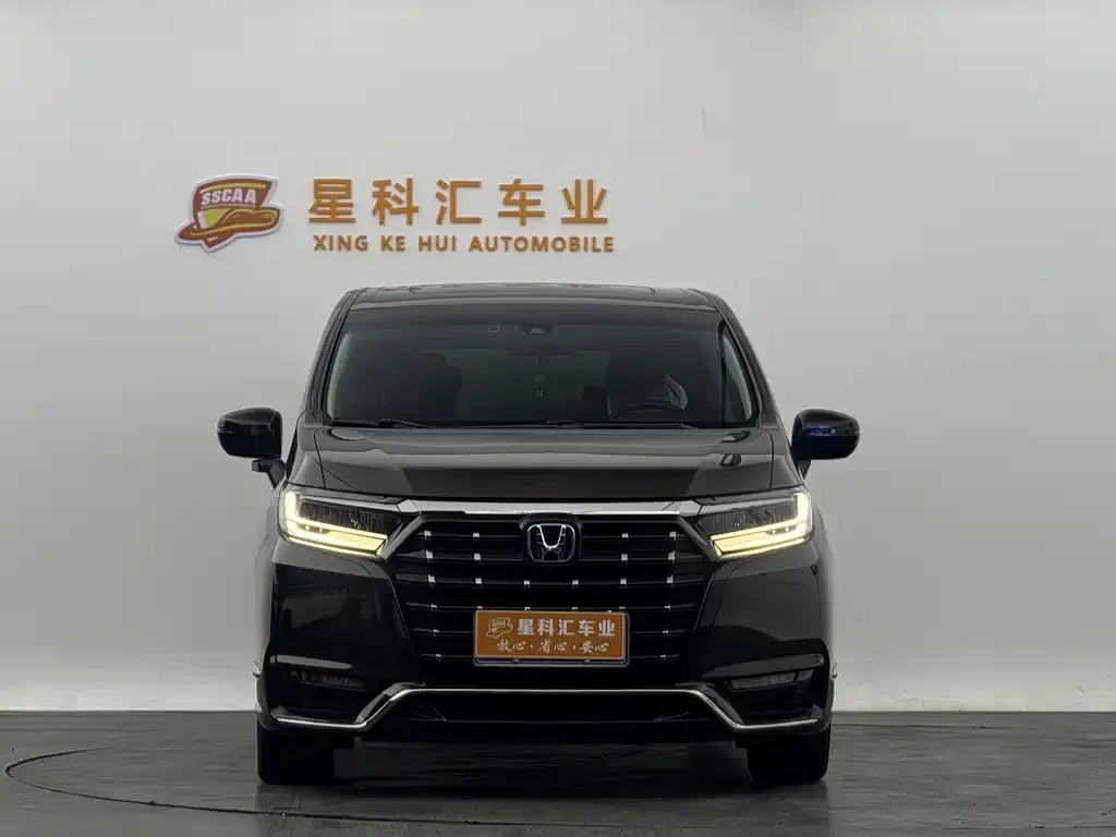 Honda Elysion 2022 из CN, фото 4