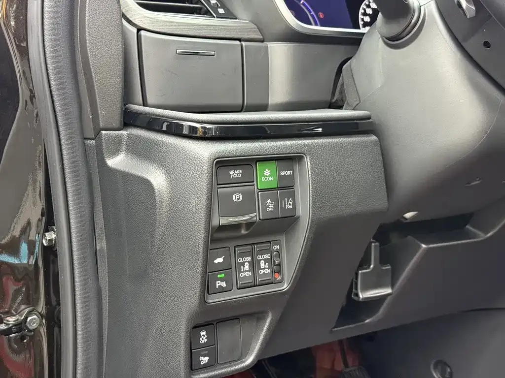 Honda Elysion 2022 из CN, фото 8