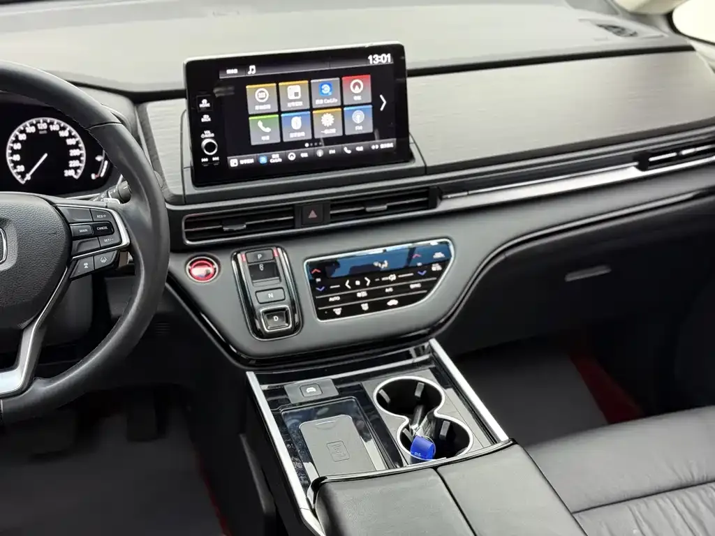 Honda Elysion 2022 из CN, фото 10