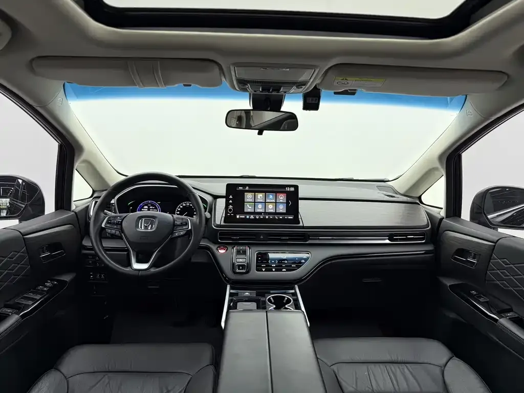 Honda Elysion 2022 из CN, фото 7