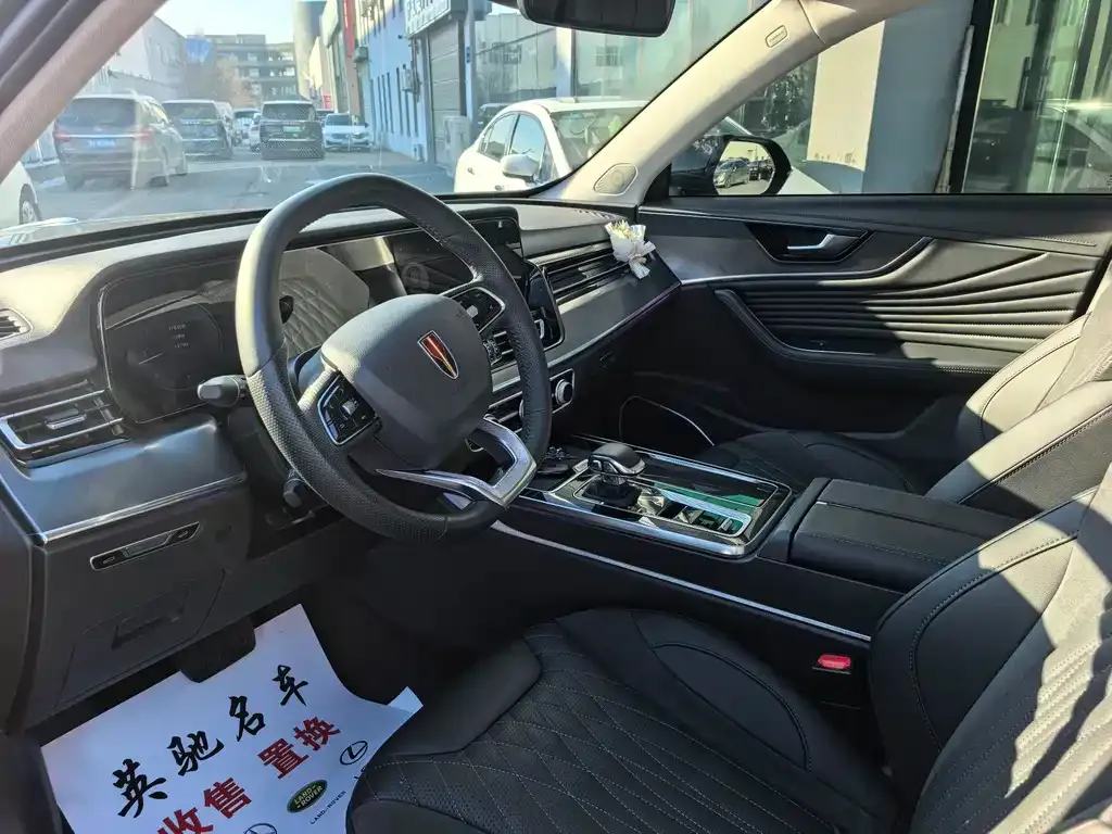 Hongqi HS5 — фото 9