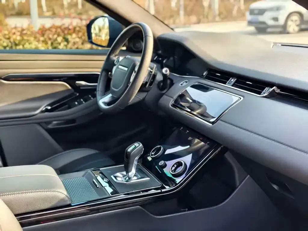 Land Rover Evoque — фото 5