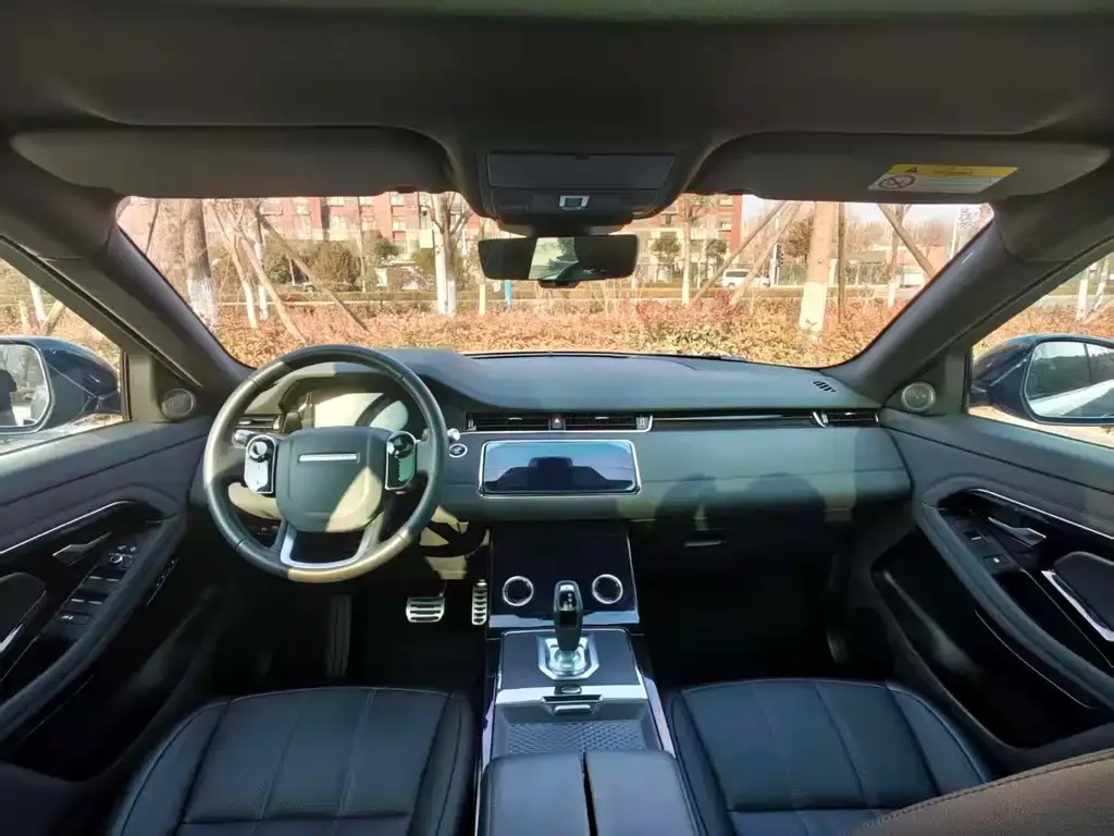 Land Rover Evoque — фото 4