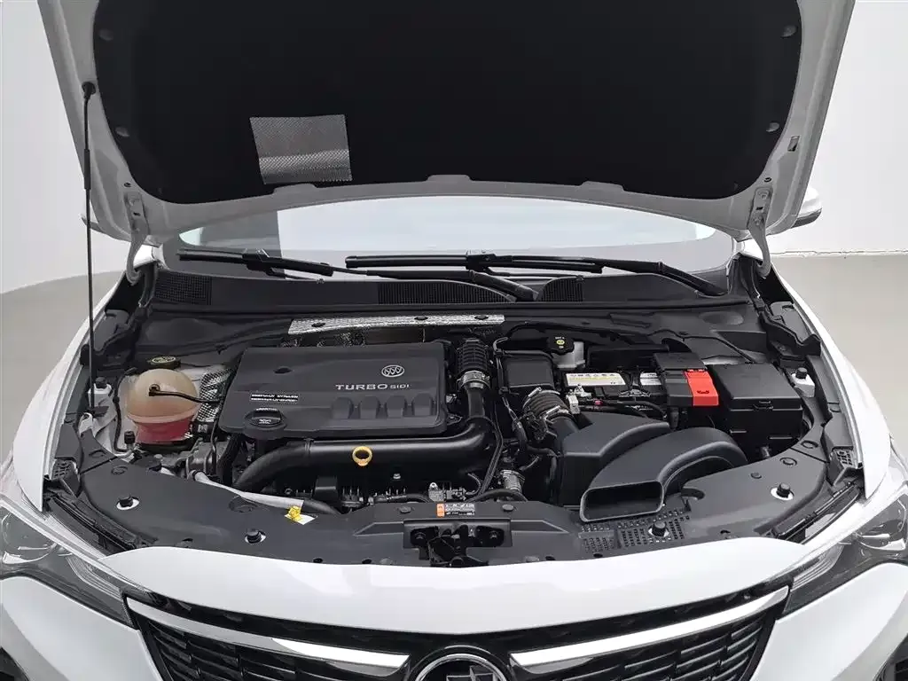 Buick Verano 2024 из CN, фото 5