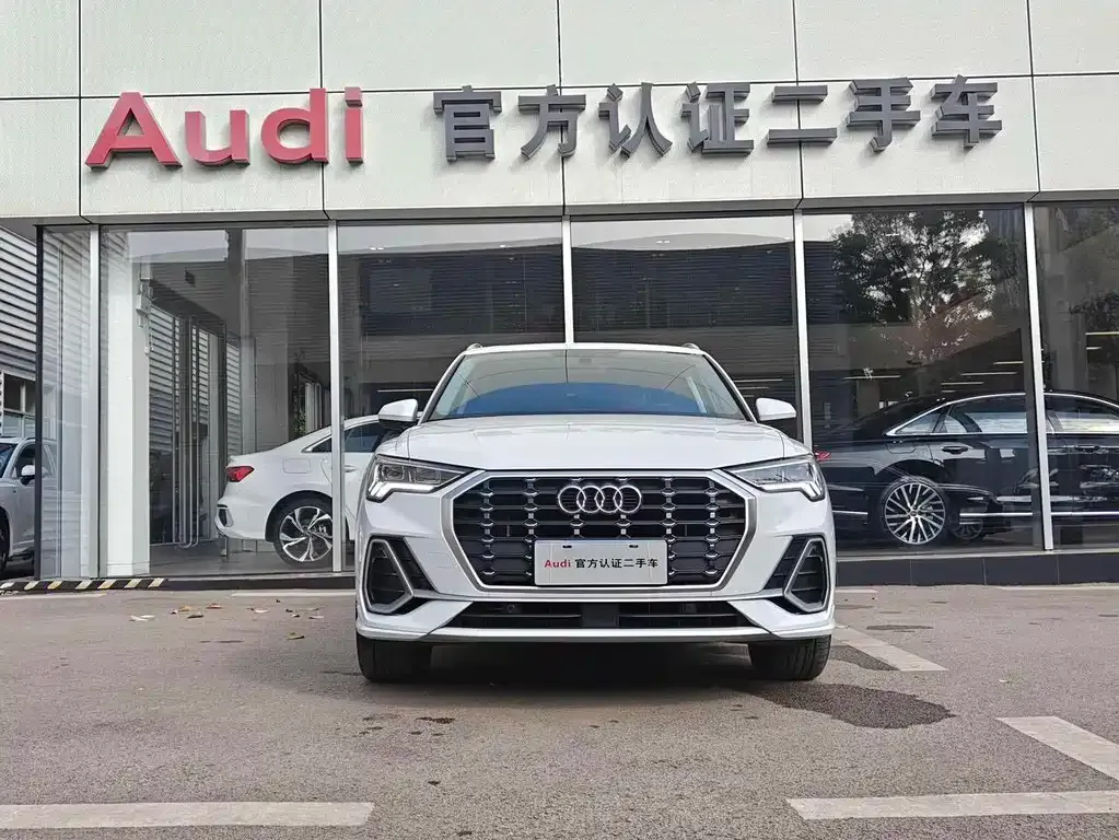Audi Q3 2023 из CN, фото 8