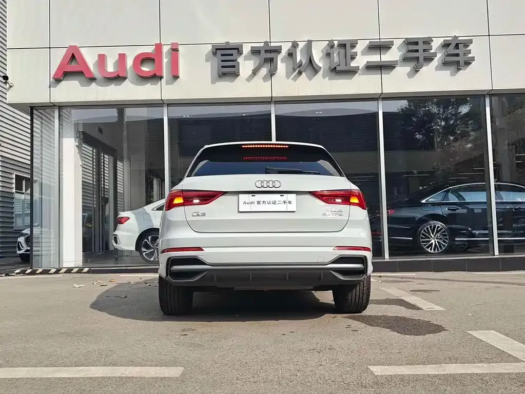 Audi Q3 2023 из CN, фото 6