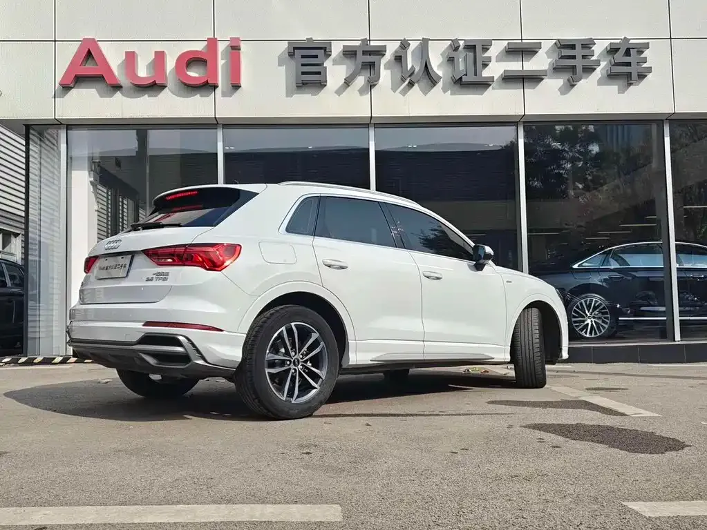 Audi Q3 2023 из CN, фото 7