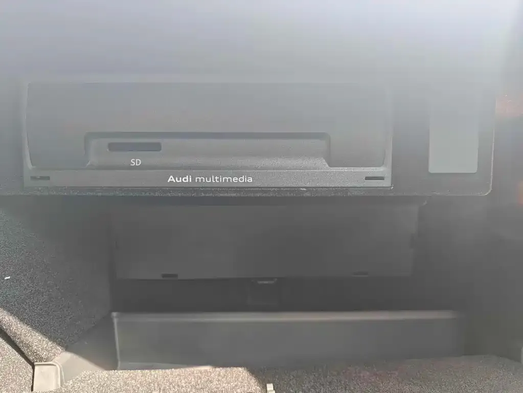 Audi Q3 2023 из CN, фото 5