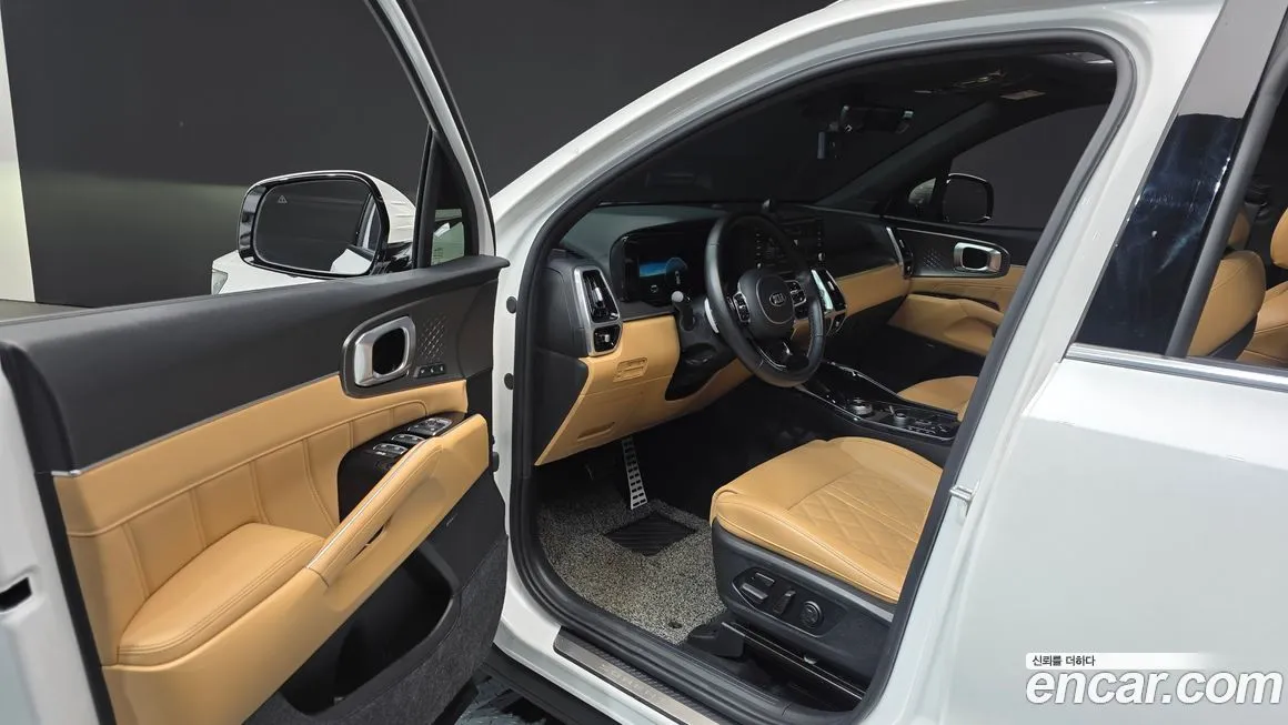 Kia Sorento — фото 10