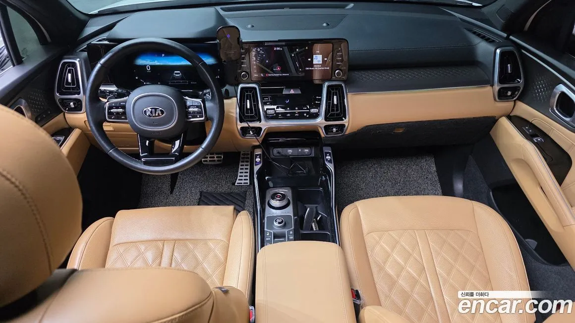 Kia Sorento — фото 7