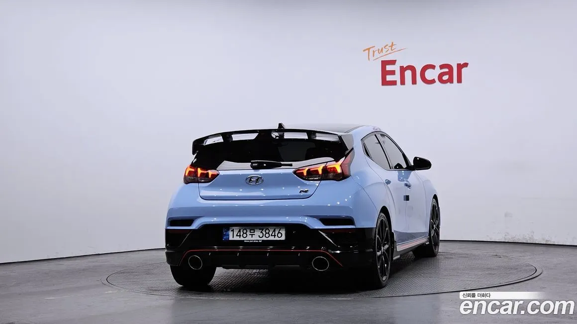 Hyundai Veloster — фото 2