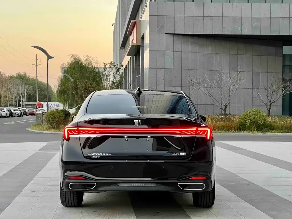 Buick LaCrosse 2024 из CN, фото 3