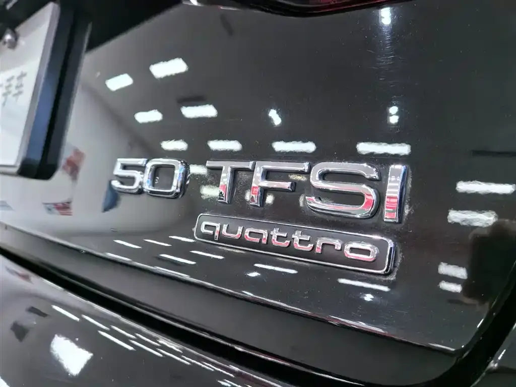 Audi A8 2022 из CN, фото 3