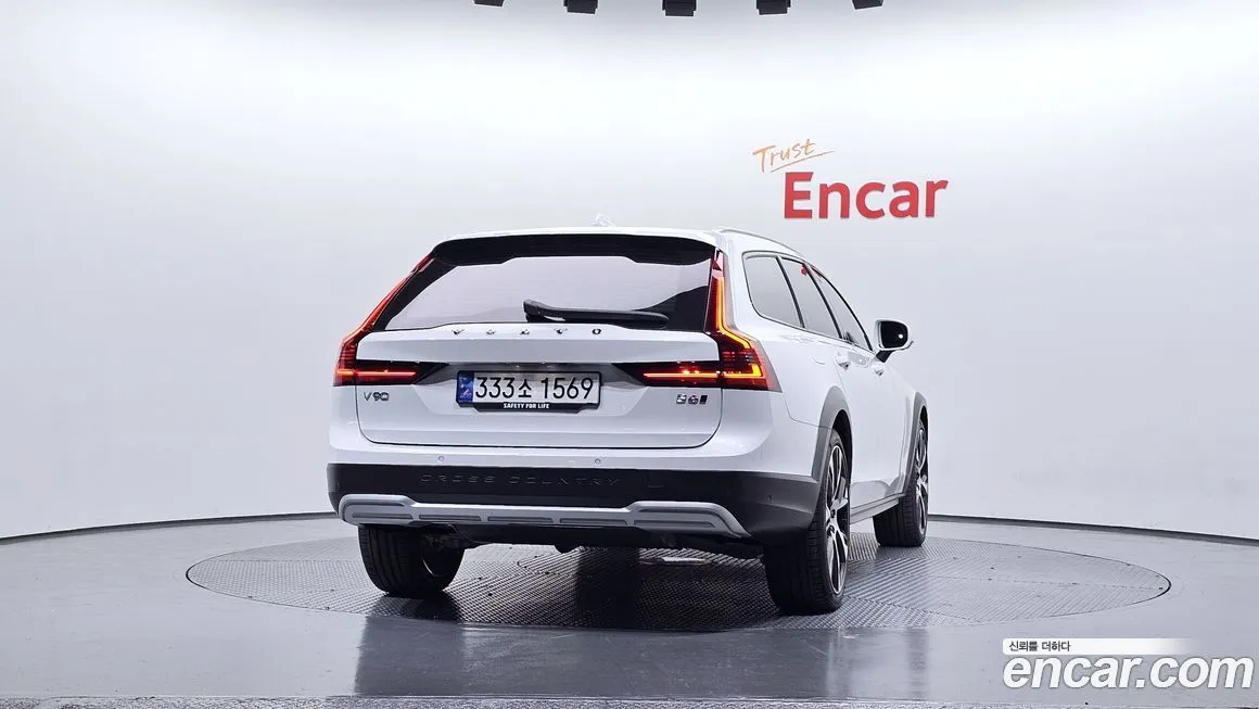 Volvo V90 2023 из KR, фото 4