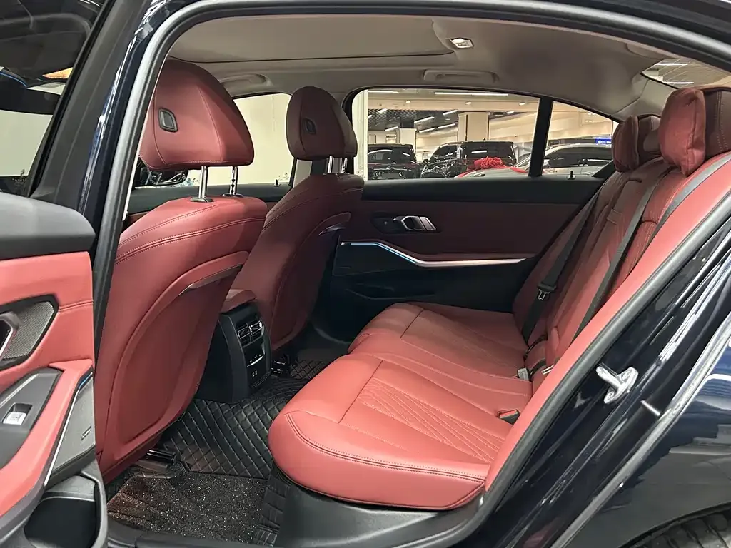 BMW 3 Series 2025 из CN, фото 5