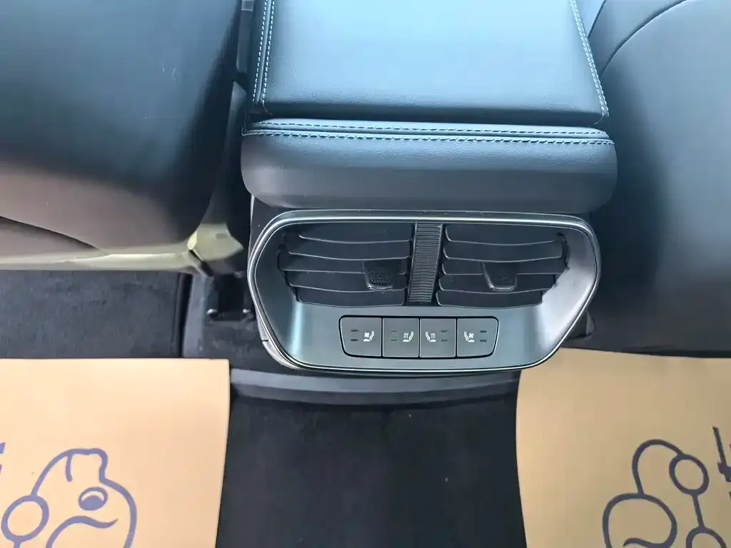 BYD Seal 07 EV — фото 10