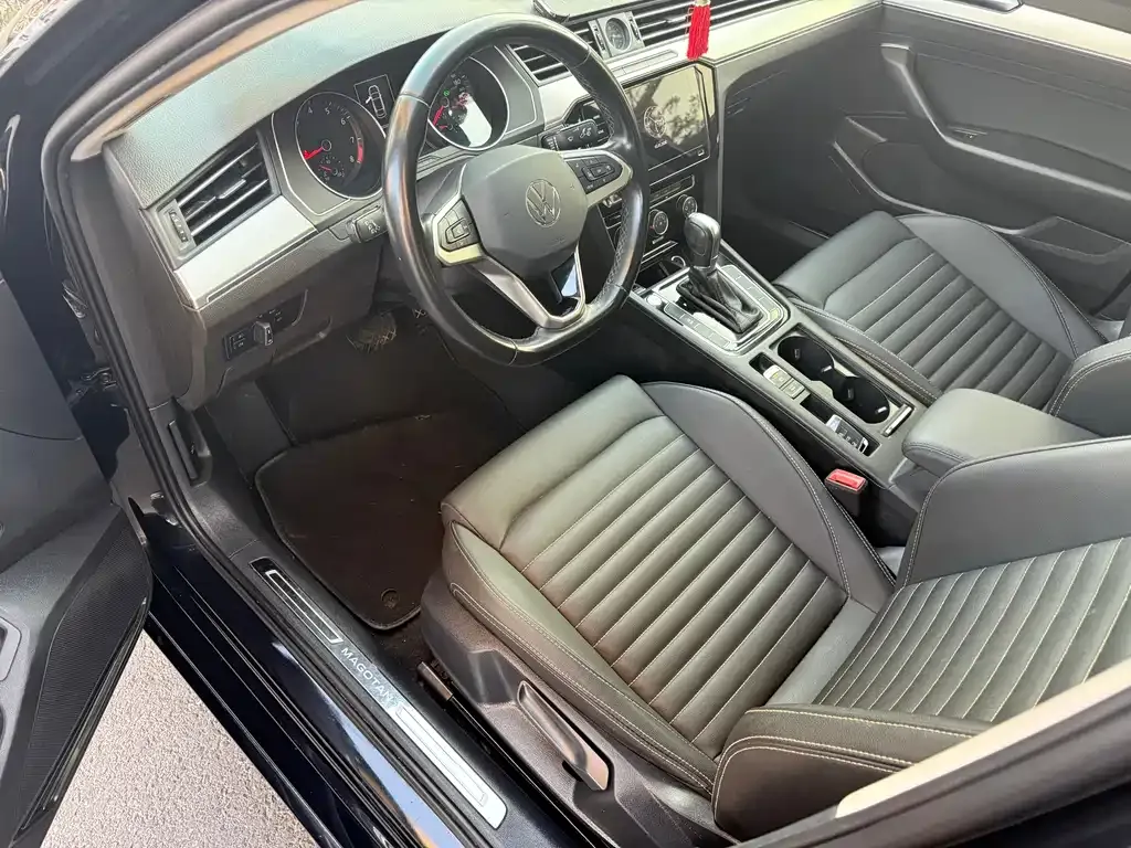 Volkswagen Magotan 2022 из CN, фото 2