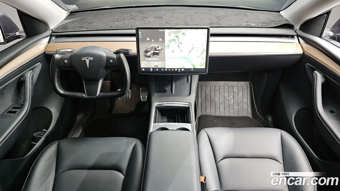 Tesla Model Y — фото 8
