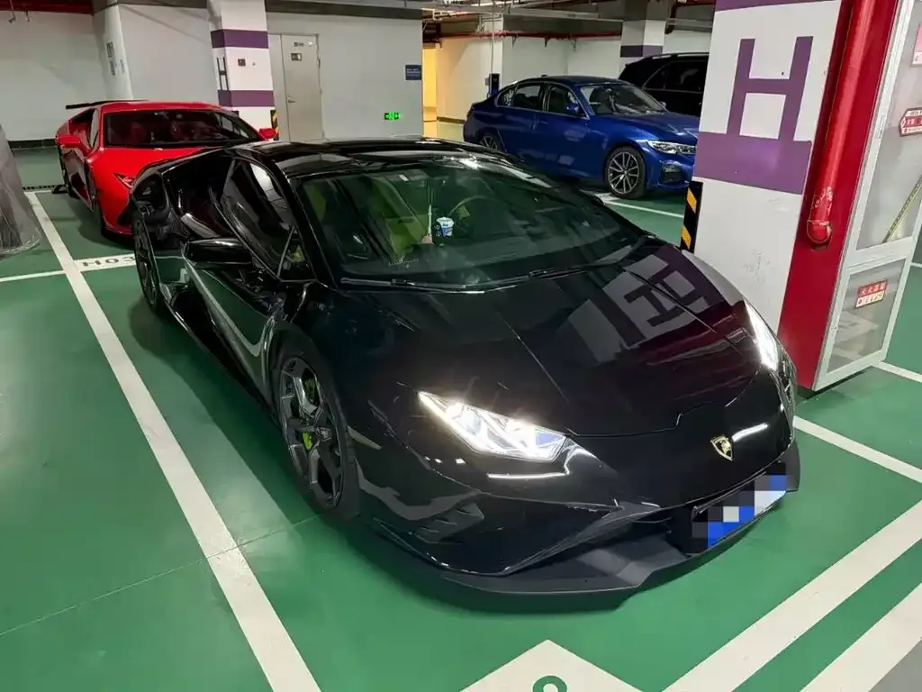 Lamborghini Huracan 2022 из CN, фото 10