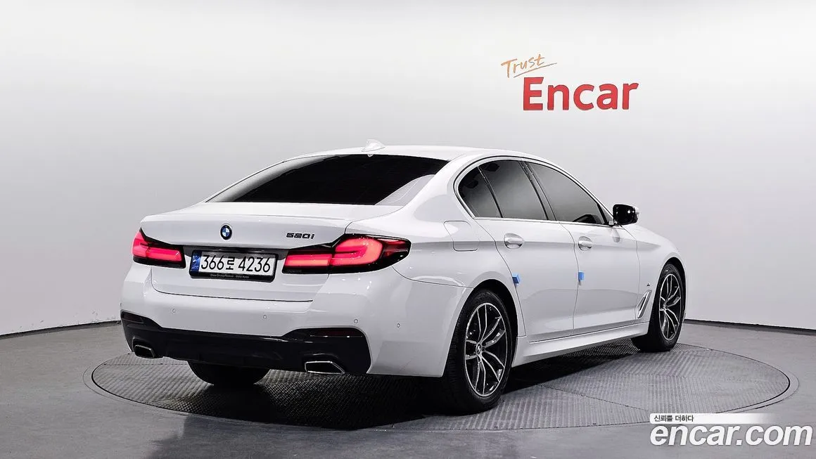 BMW 5-Series 2023 из KR, фото 4
