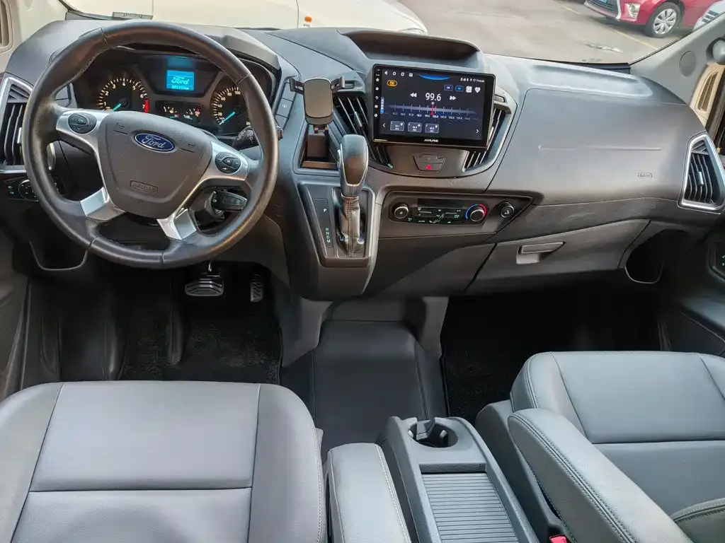 Ford Tourneo 2021 из CN, фото 3