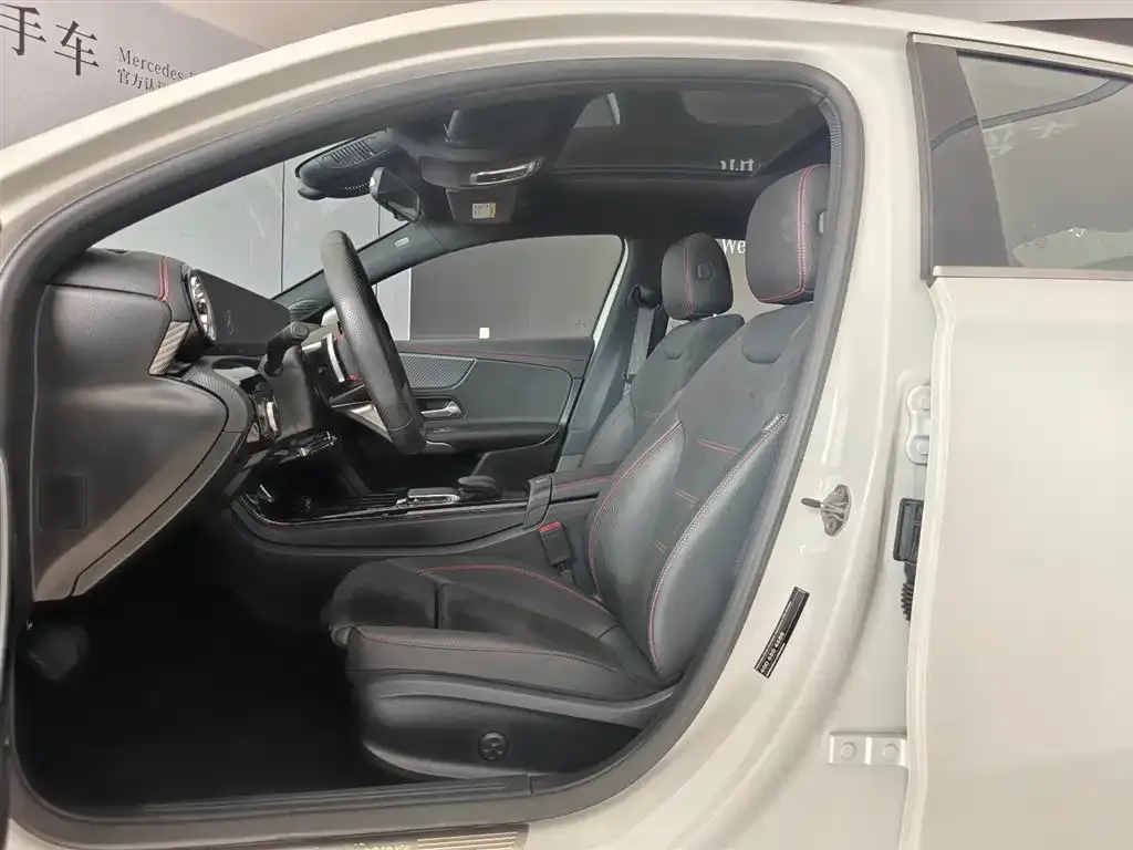 Mercedes-Benz A-Class 2023 из CN, фото 5