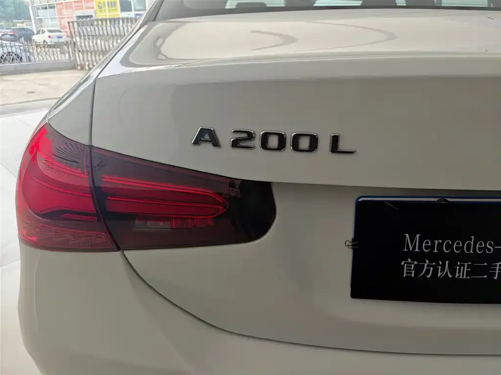 Mercedes-Benz A-Class 2023 из CN, фото 8