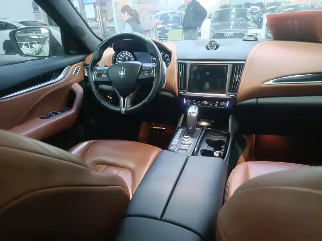 Maserati Levante 2021 из CN, фото 8