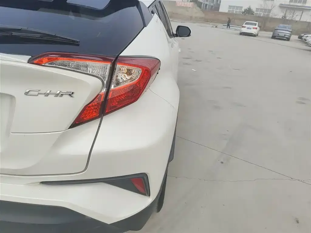 Toyota C-HR 2021 из CN, фото 7