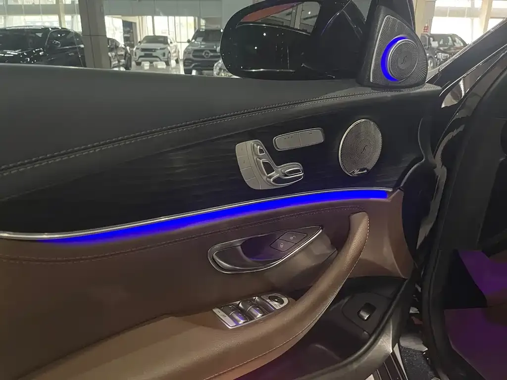 Mercedes-Benz E-Class 2022 из CN, фото 7