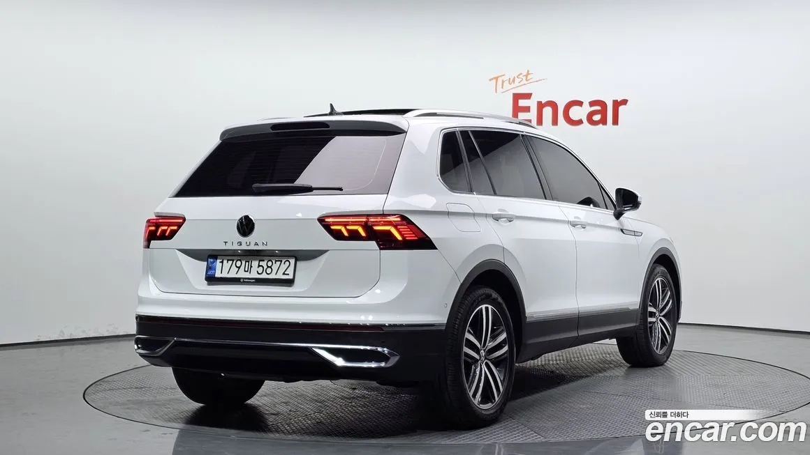 Volkswagen Tiguan — фото 2