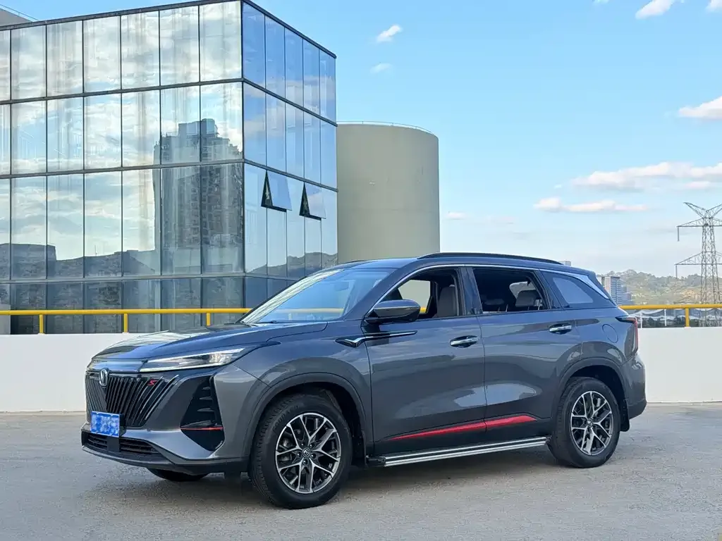 Changan CS75PLUS — фото 1