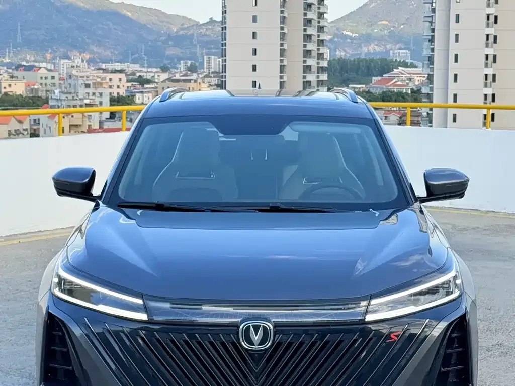 Changan CS75PLUS — фото 2