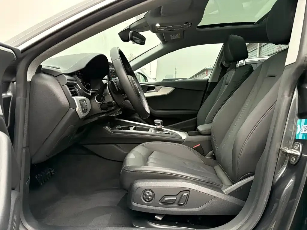 Audi A5 (Import) 2021 из CN, фото 2