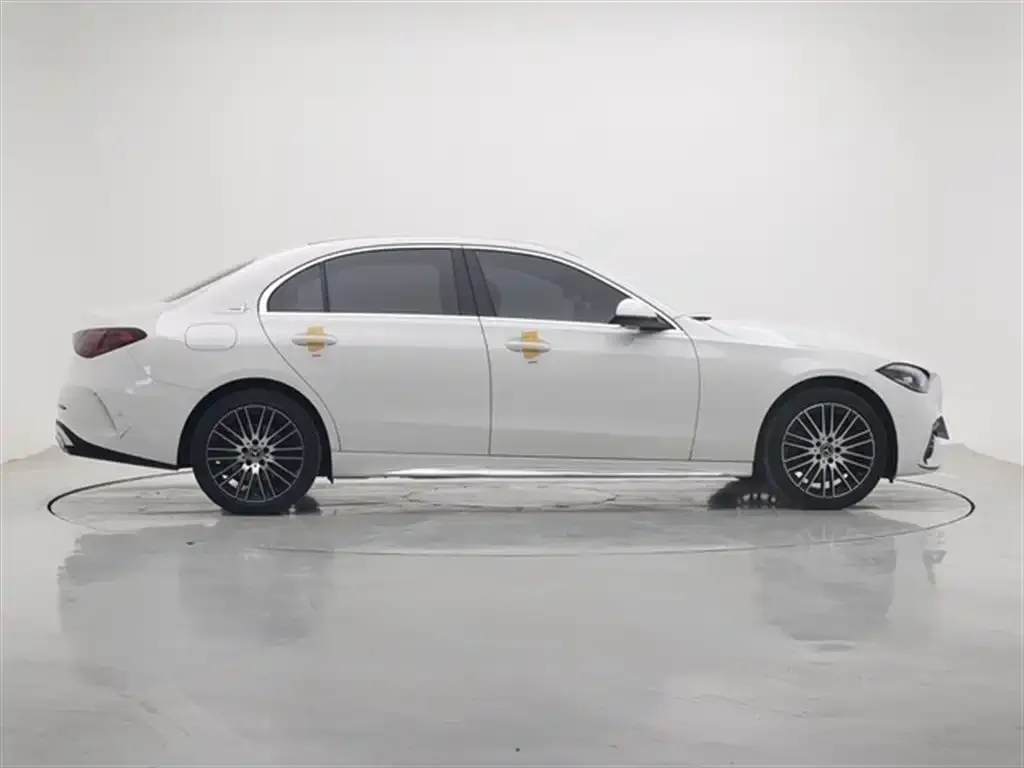 Mercedes-Benz C-Class 2024 из CN, фото 2