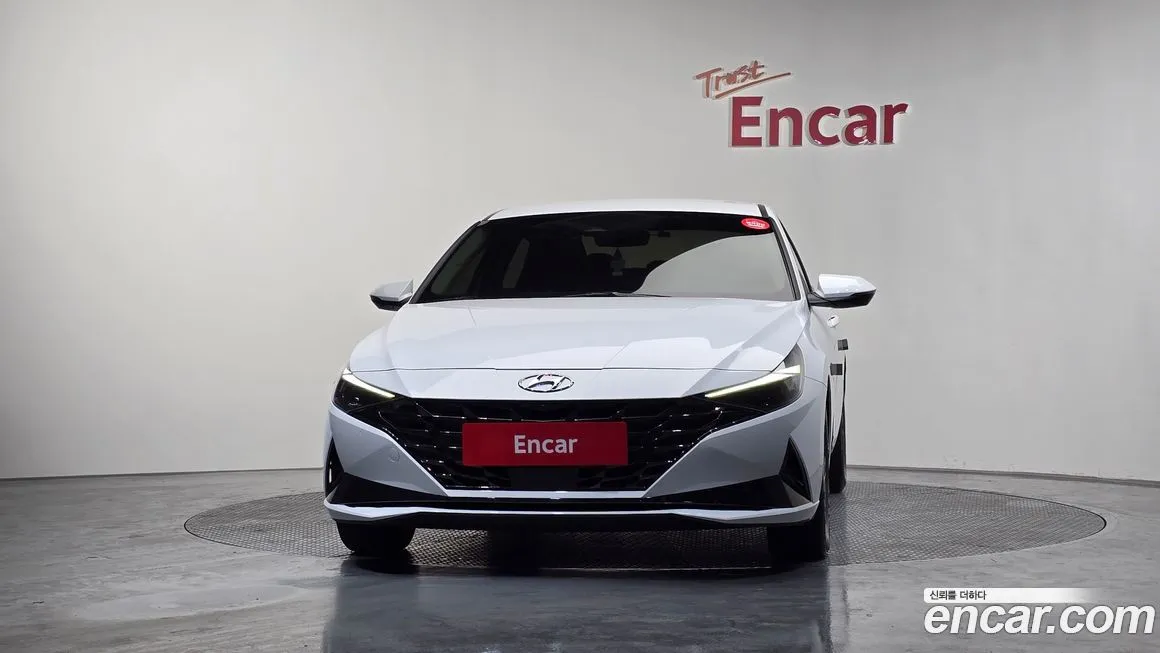 Hyundai AVANTE — фото 2