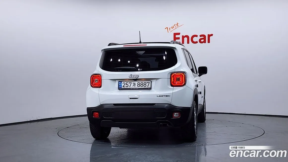 Jeep Renegade 2021 из KR, фото 2
