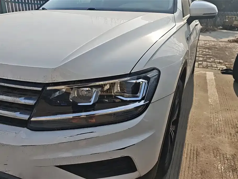 Volkswagen Tiguan L 2021 из CN, фото 5