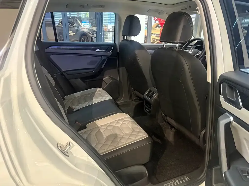 Volkswagen Tayron 2023 из CN, фото 2