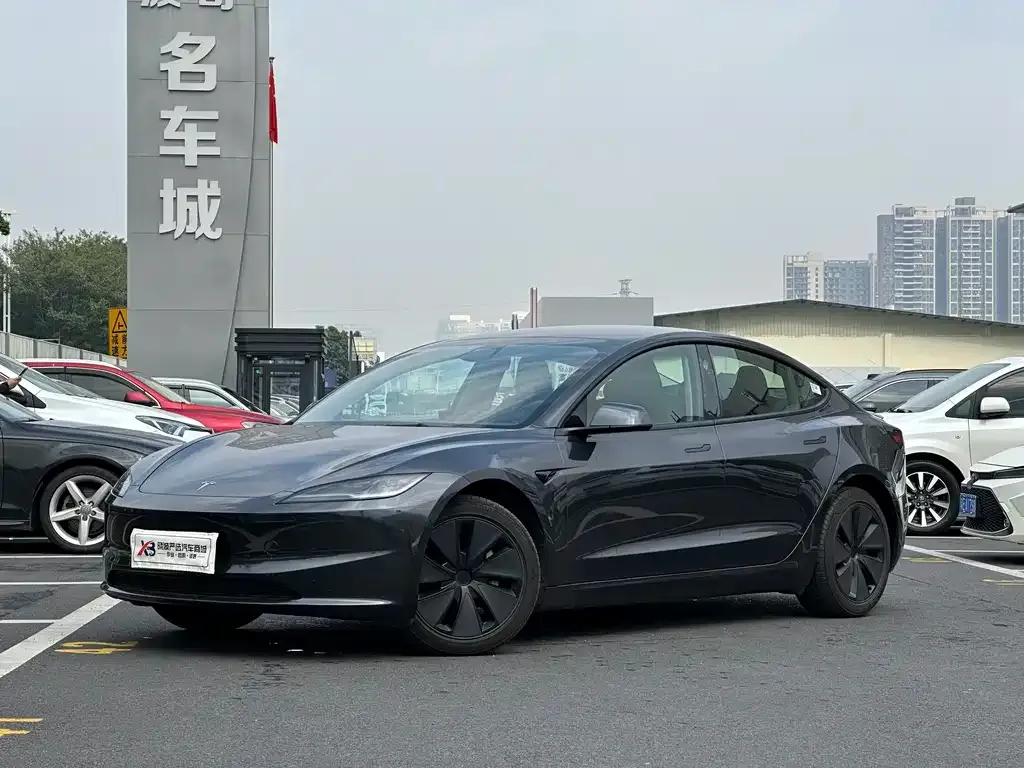 Tesla Model 3 2025 из CN, фото 5