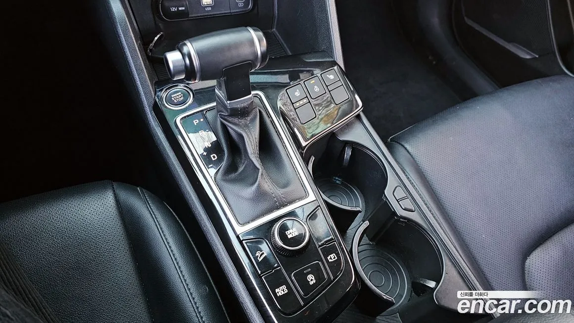 Kia Sportage — фото 9